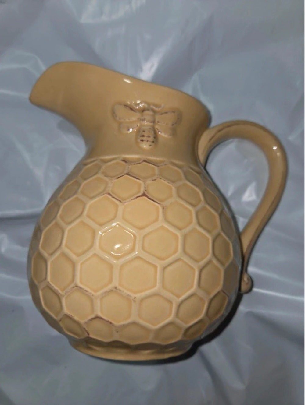 Honeycombed picture 5 cups
